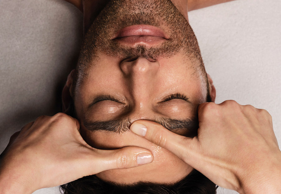 Clarins men's beauty treatment